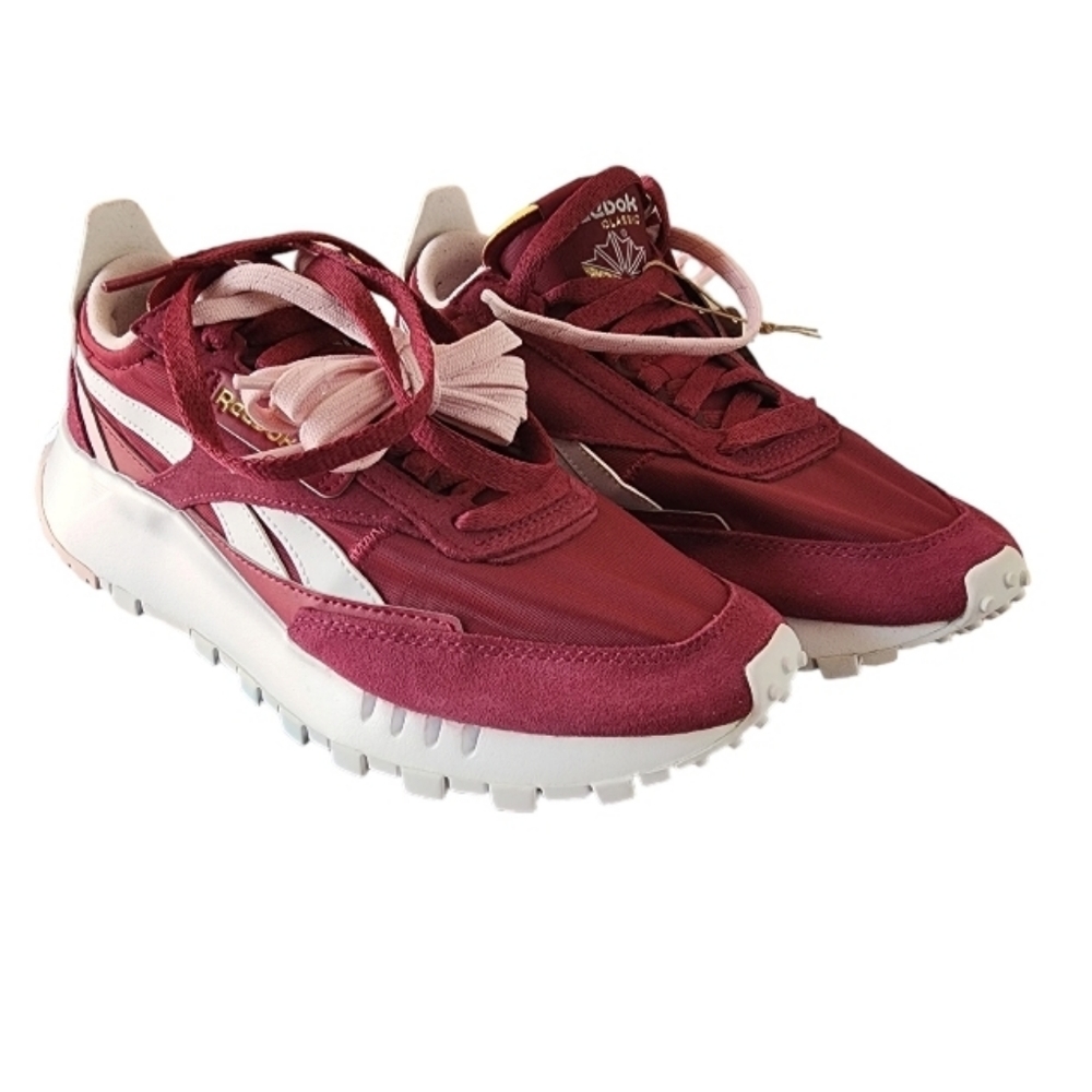 Reebok women’s 8 CL legacy running sneaker shoe Brand new
